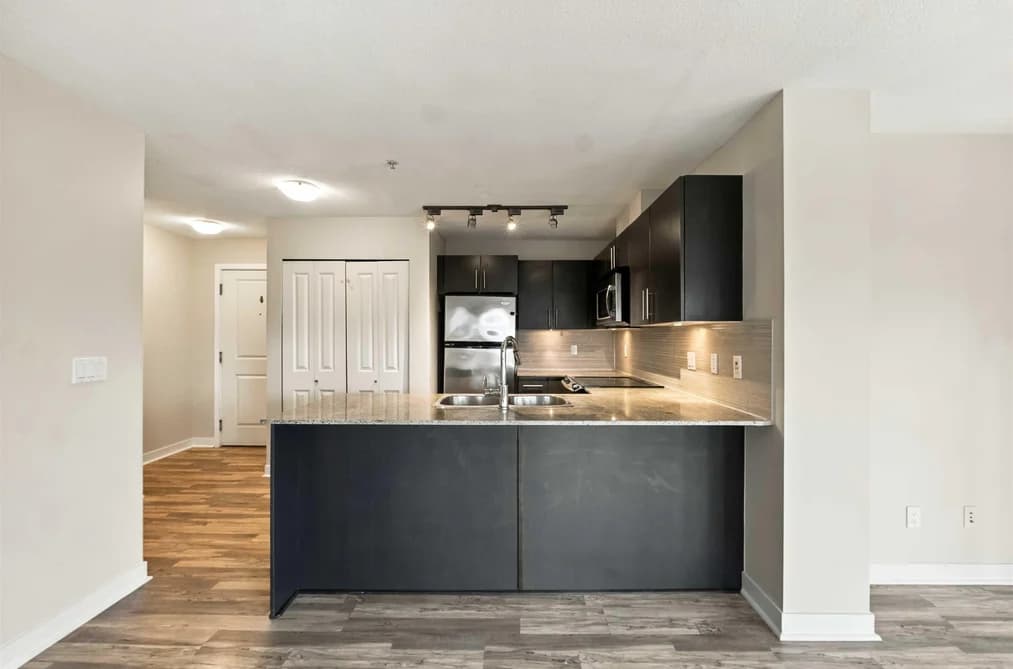328 8915 202 STREET, Langley, BC — Residential for Sale - Photo 2