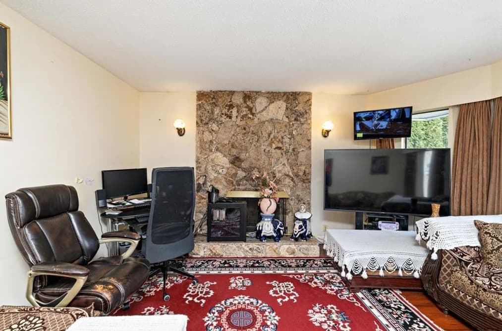328 E 49TH AVENUE, Vancouver, BC — Residential for Sale - Photo 2