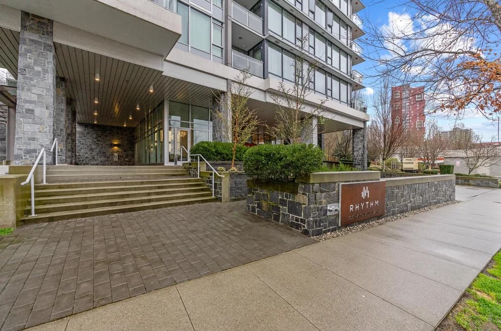 3281 E KENT AVENUE NORTH AVENUE, Vancouver, BC — Residential for Sale - Photo 2