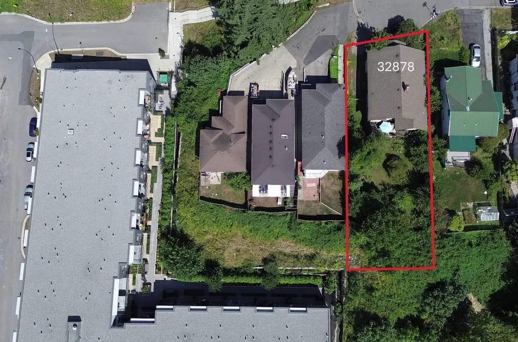 32878 1 AVENUE, Mission, BC — Residential for Sale - Photo 2