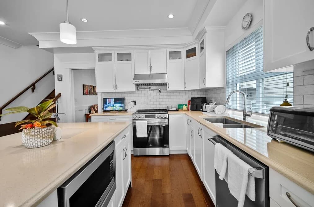 3288 W 32ND AVENUE, Vancouver, BC — Residential for Sale - Main Photo