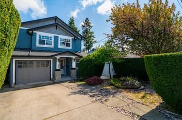 House for sale at 330 Richmond Street New Westminster British Columbia - MLS: R3145978