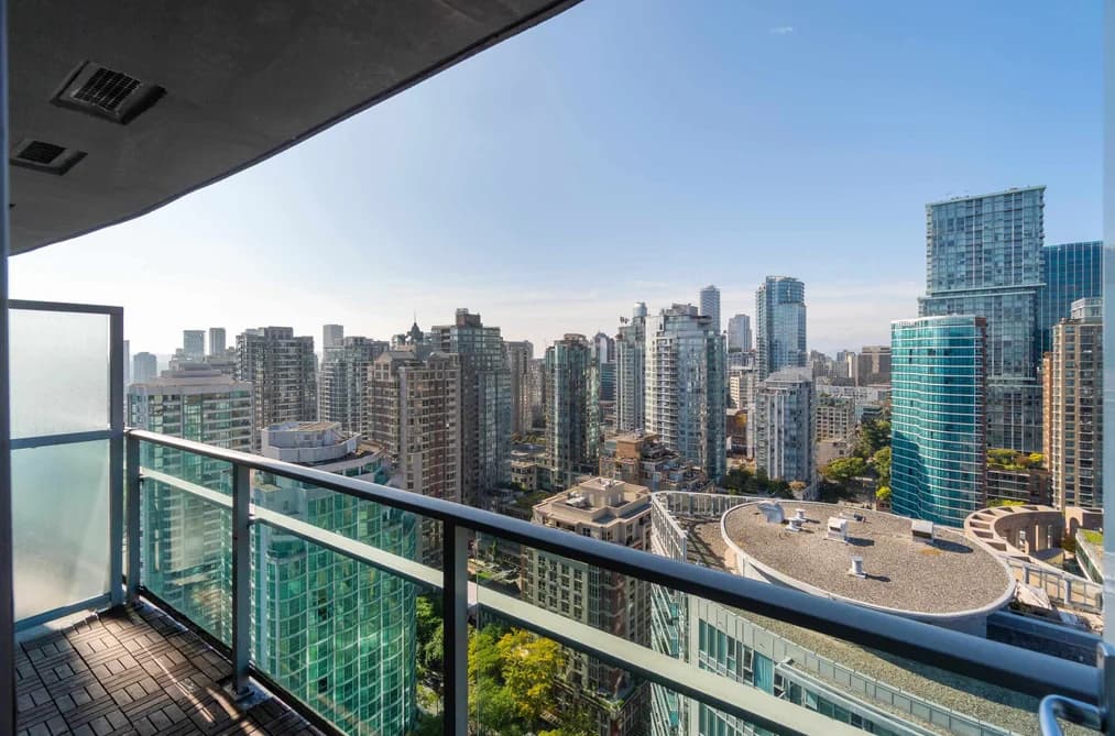 3301 233 ROBSON STREET, Vancouver, BC — Residential for Sale - Photo 2