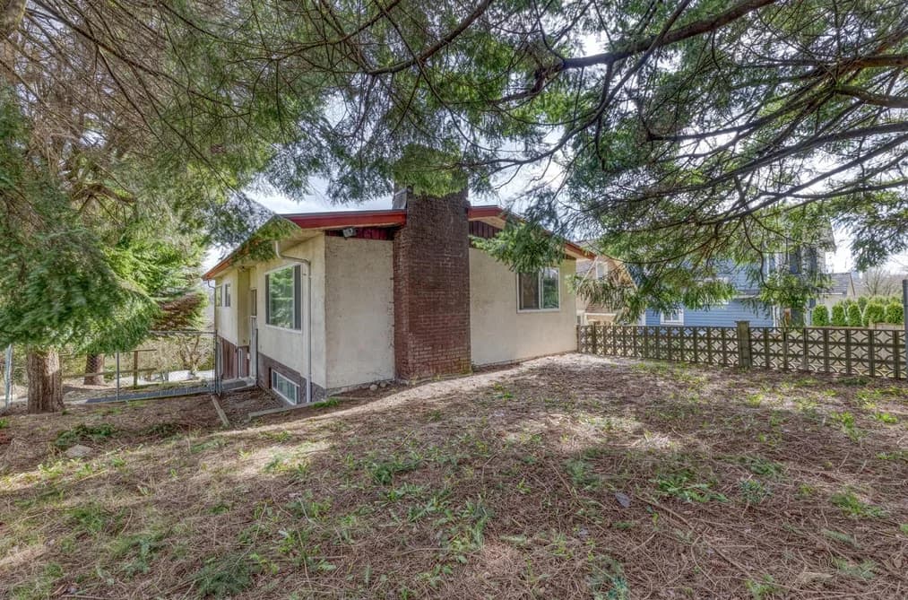 3302 E 5TH AVENUE, Vancouver, BC — Residential for Sale - Photo 2