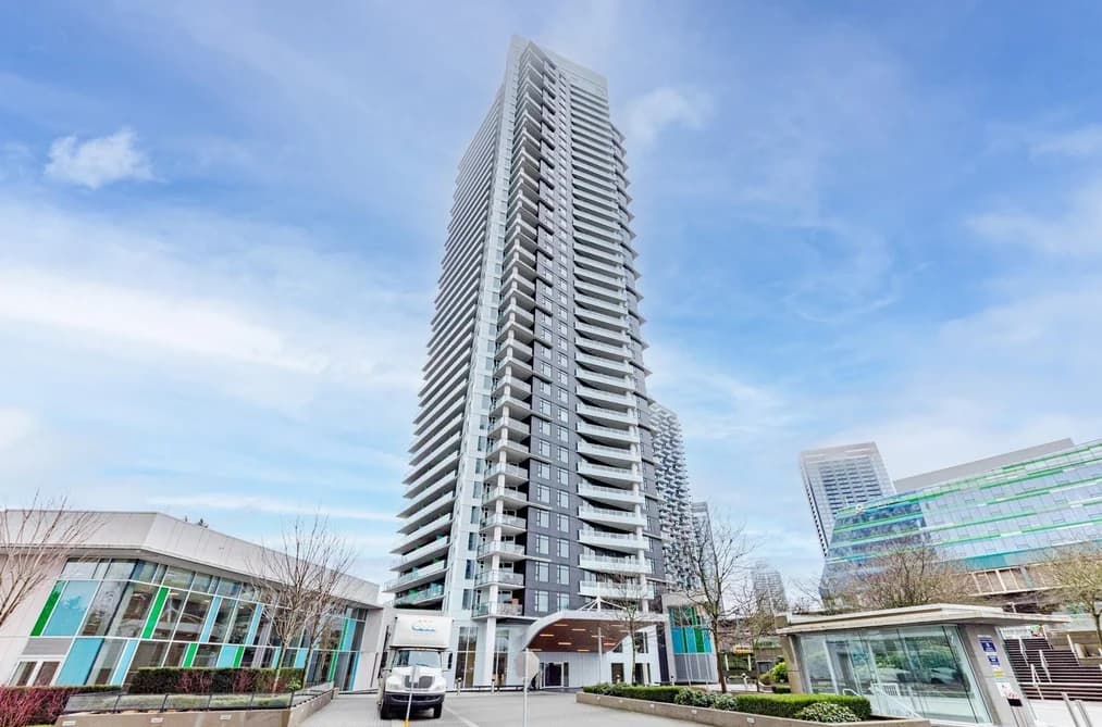 3303 9887 WHALLEY BOULEVARD, Surrey, BC — Residential for Sale - Main Photo