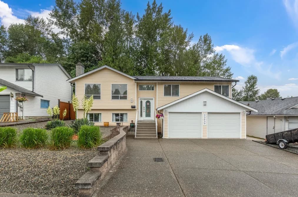33039 MALAHAT PLACE, Abbotsford, BC — Residential for Sale - Main Photo
