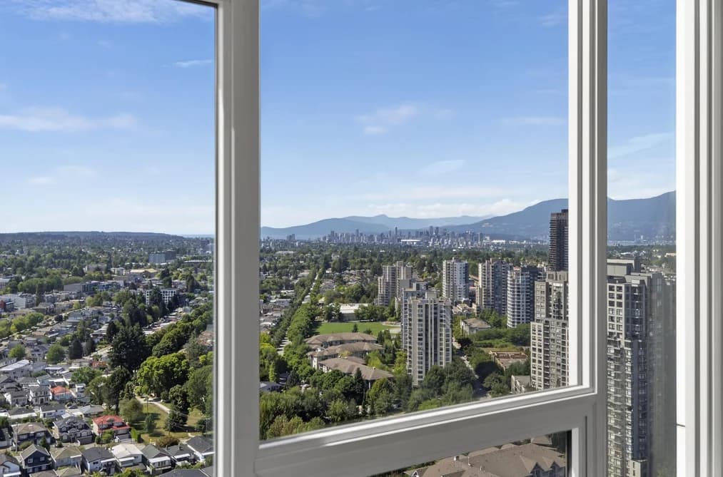 3305 5665 BOUNDARY ROAD, Vancouver, BC — Residential for Sale - Photo 2