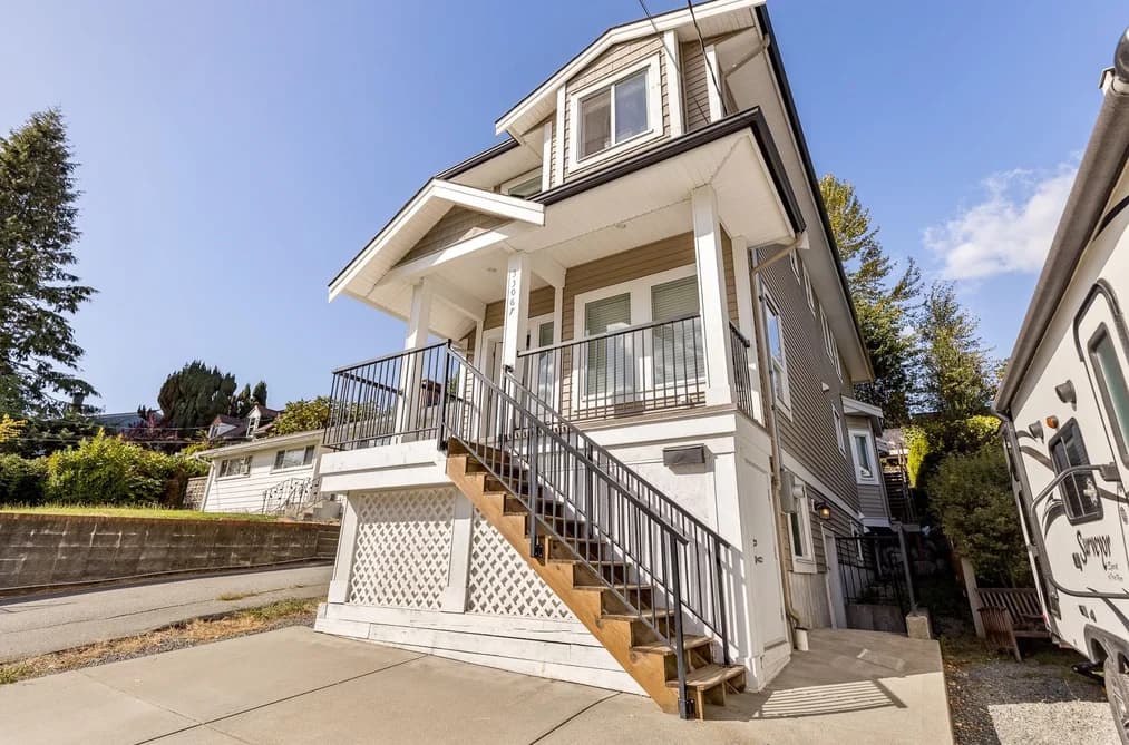 33067 6TH AVENUE, Mission, BC — Residential for Sale - Photo 2
