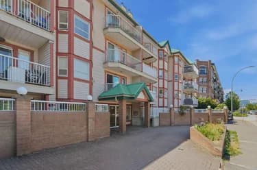 Condo for sale at 331 22661 Lougheed Highway Maple Ridge British Columbia - MLS: R3130794