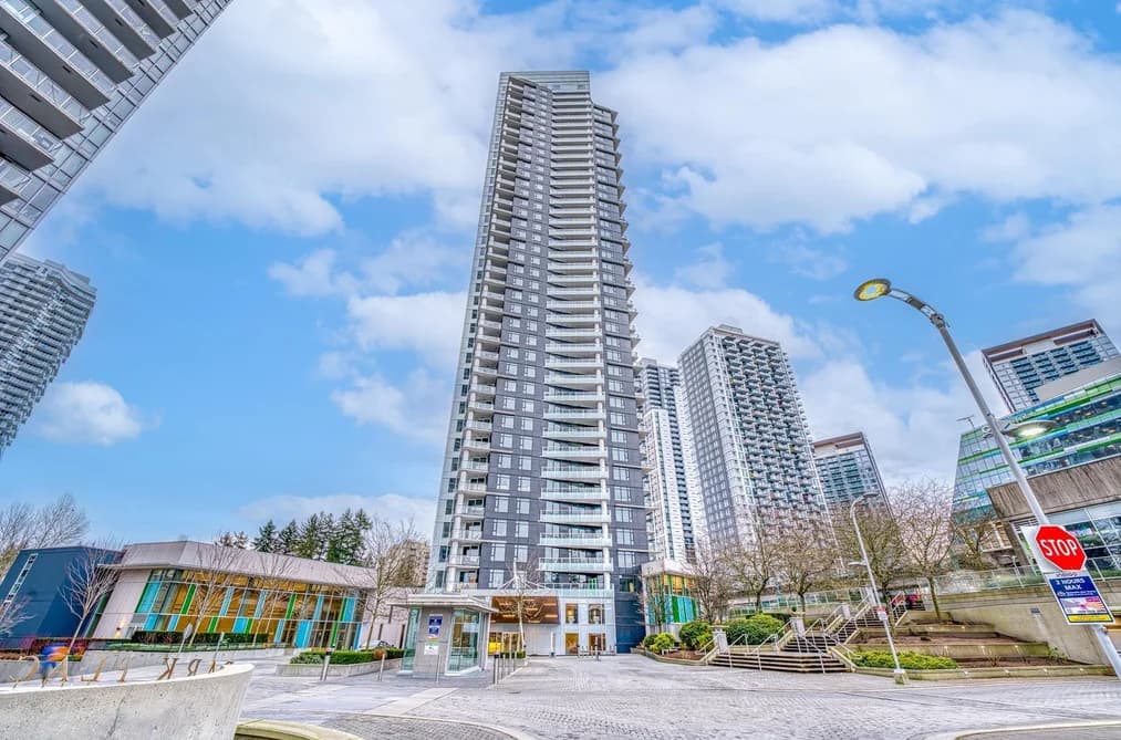 3310 9887 WHALLEY BOULEVARD, Surrey, BC — Residential for Sale - Main Photo