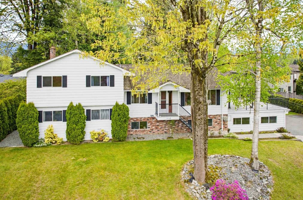 33103 WHIDDEN AVENUE, Mission, BC — Residential for Sale - Photo 2