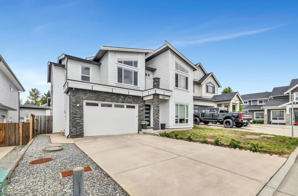 33131 BENEDICT BOULEVARD, Mission, BC — Residential for Sale - Main Photo