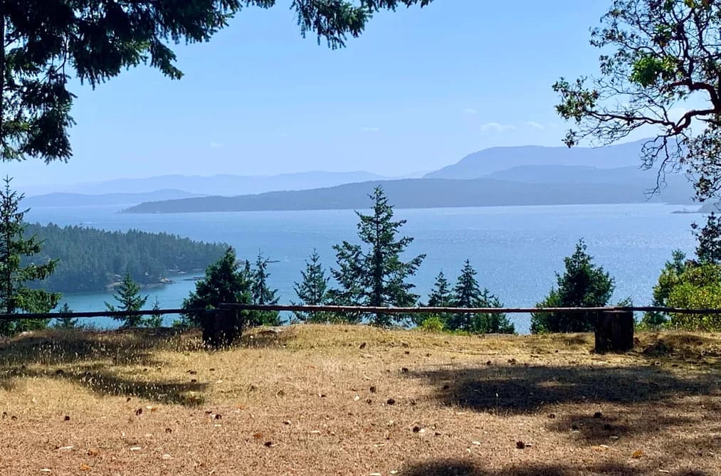 332 DEACON HILL ROAD, Mayne Island, BC — Residential for Sale - Photo 2