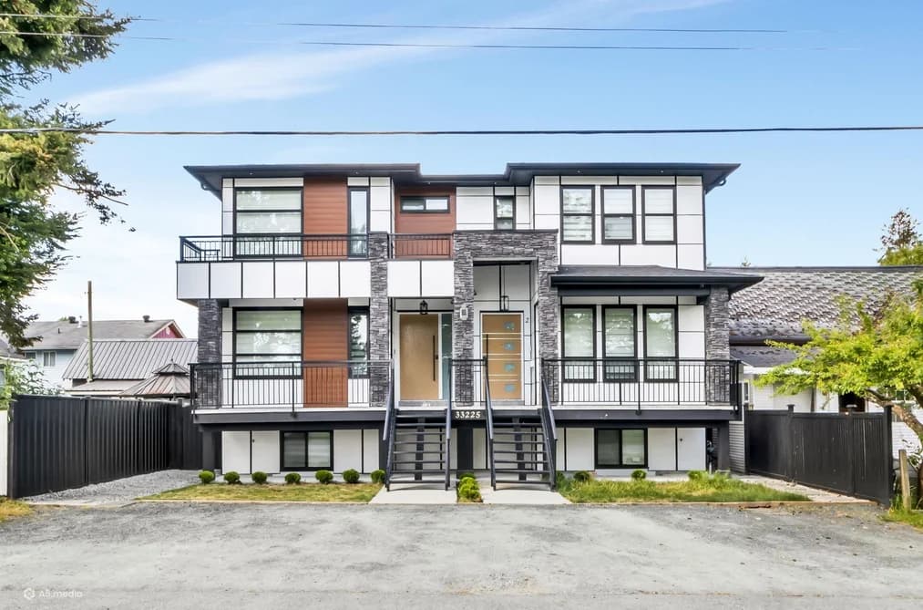 33227 5 AVENUE, Mission, BC — Residential for Sale - Main Photo
