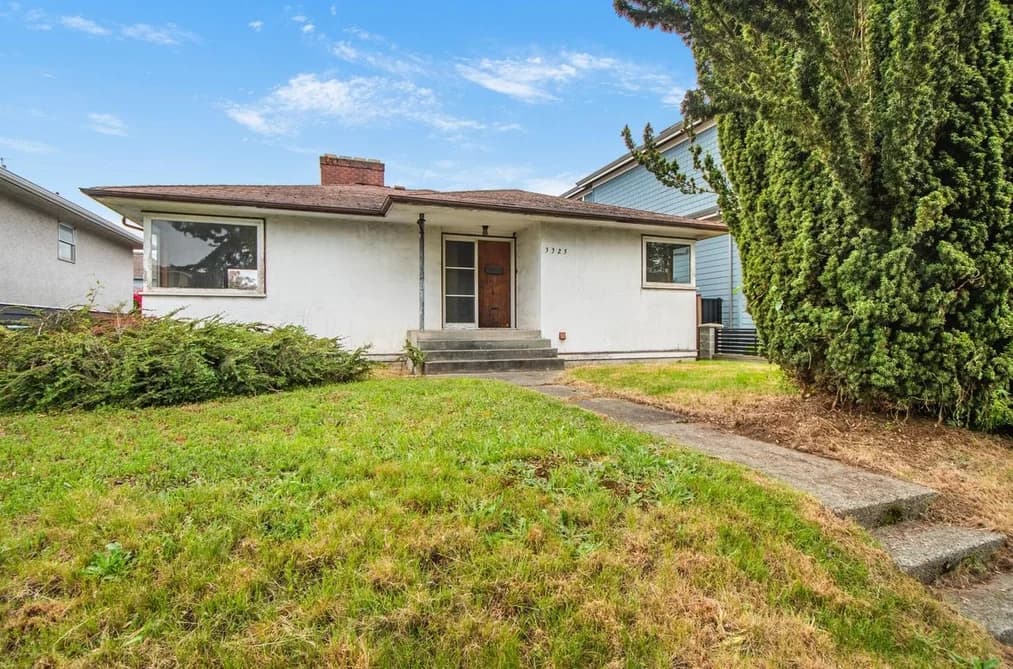 3325 E 49TH AVENUE, Vancouver, BC — Residential for Sale - Main Photo