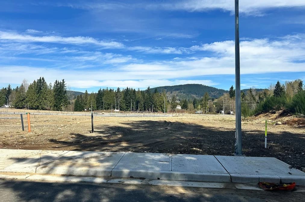 33273 MACDONALD AVENUE, Mission, BC — Land for Sale - Main Photo