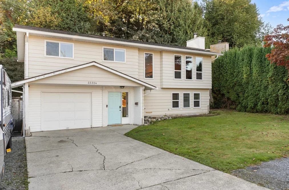33324 WREN CRESCENT, Abbotsford, BC — Residential for Sale - Photo 2