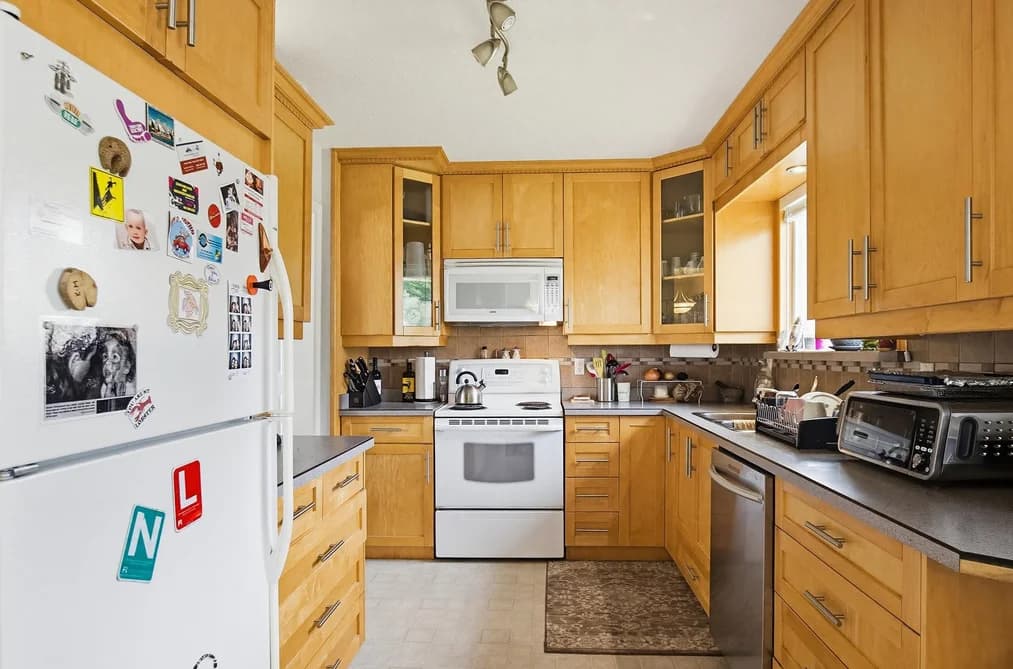33359 WHIDDEN AVENUE, Mission, BC — Residential for Sale - Photo 2