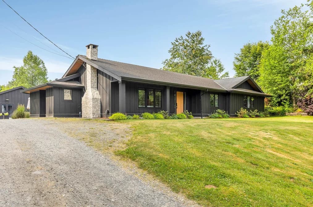 33496 IHLES AVENUE, Mission, BC — Residential for Sale - Photo 2