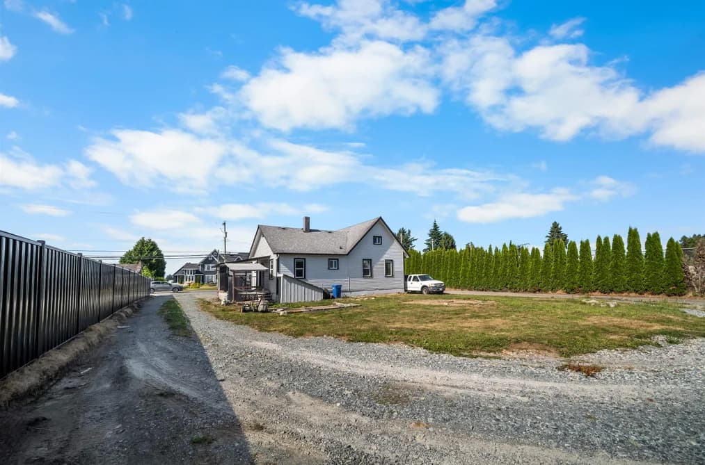 33508 HUNTINGDON ROAD, Abbotsford, BC — Residential for Sale - Photo 2