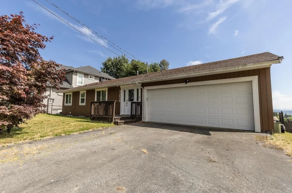 33530 CHERRY AVENUE, Mission, BC — Residential for Sale - Main Photo