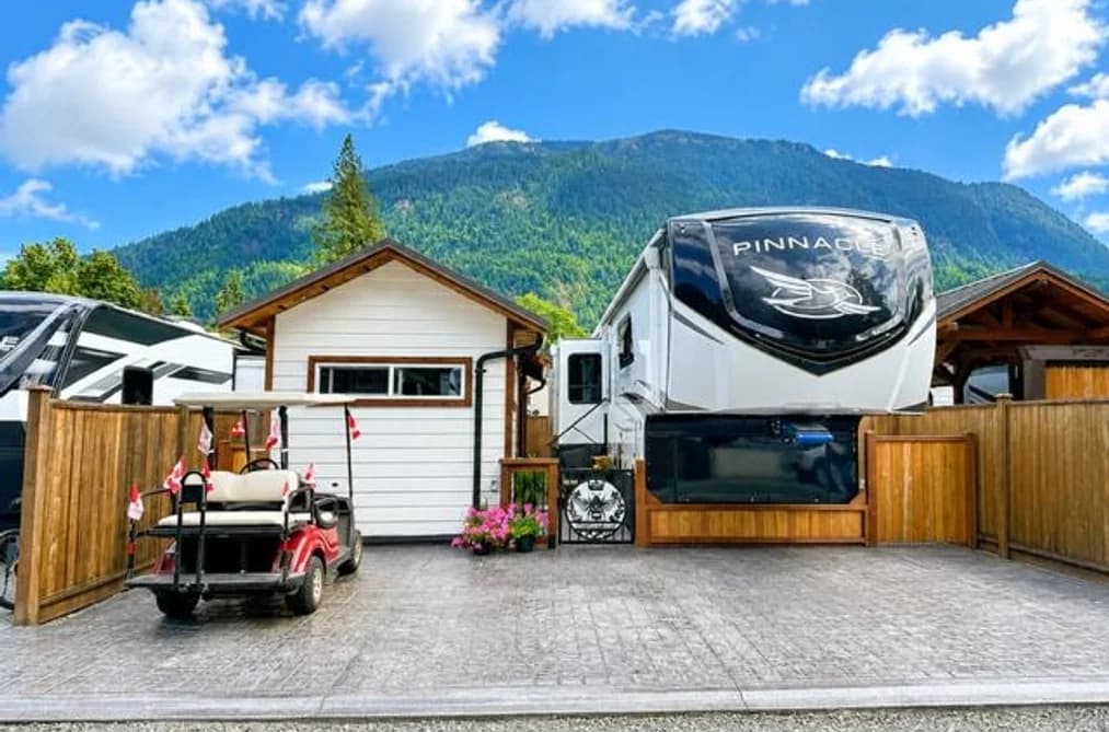 336 720 HOT SPRINGS ROAD, Harrison Hot Springs, BC — Land for Sale - Main Photo