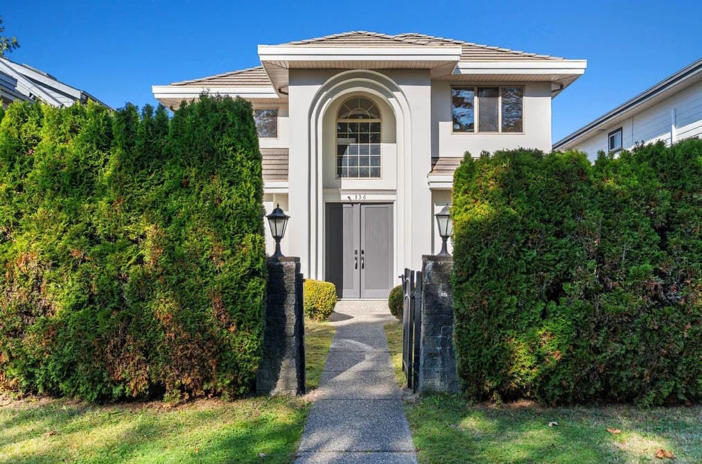 336 W 19TH STREET, North Vancouver, BC — Residential for Sale - Photo 2