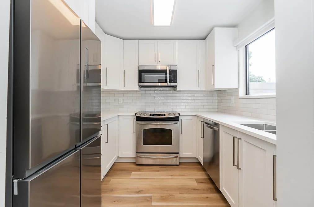 3363 SEFTON STREET, Port Coquitlam, BC — Residential for Sale - Photo 2