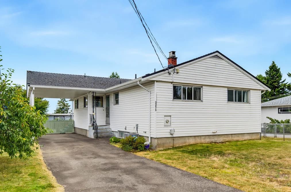 33676 5 AVENUE, Mission, BC — Residential for Sale - Main Photo