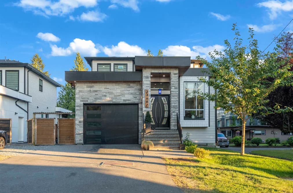 33682 BUSBY ROAD, Abbotsford, BC — Residential for Sale - Main Photo