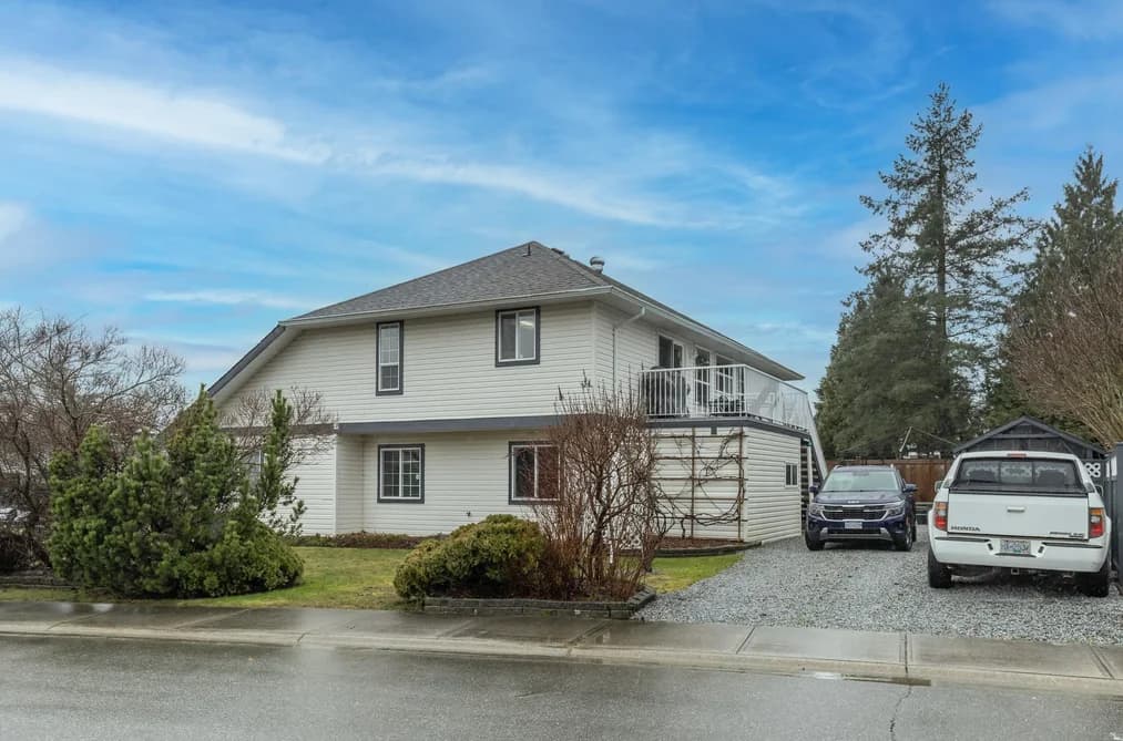 33753 BEST AVENUE, Mission, BC — Residential for Sale - Photo 2