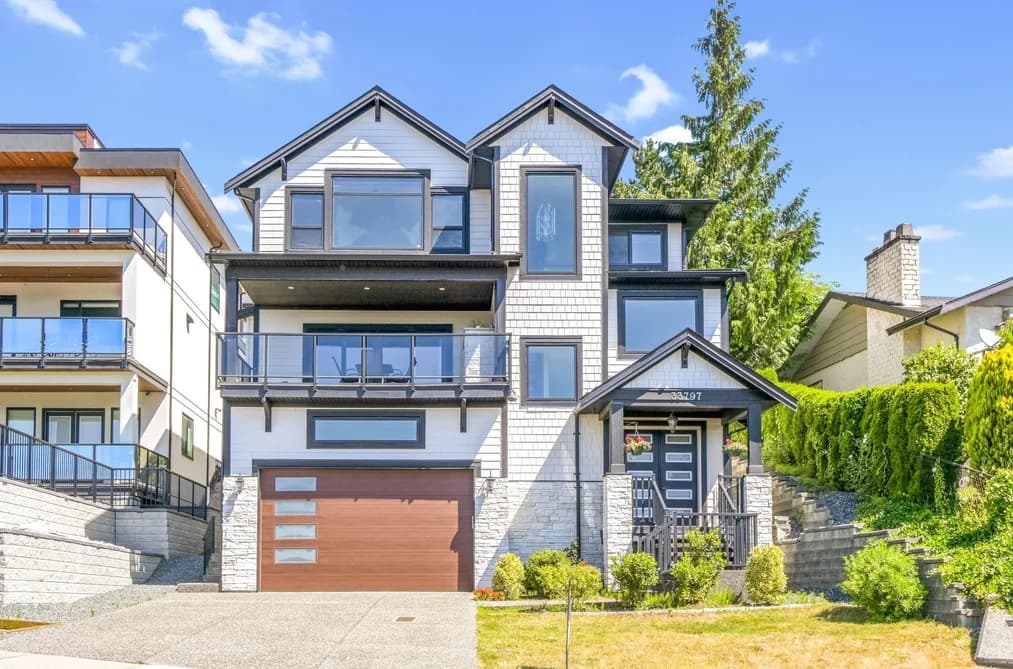 33797 KNIGHT AVENUE, Mission, BC — Residential for Sale - Main Photo