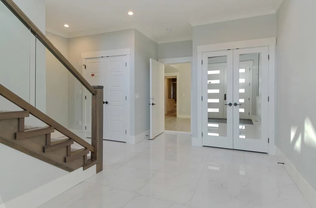 33797 KNIGHT AVENUE, Mission, BC — Residential for Sale - Photo 2