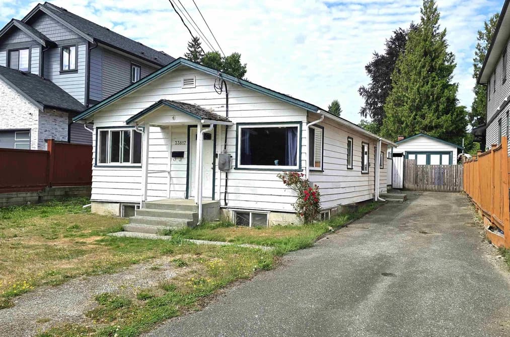 33817 MAYFAIR AVENUE, Abbotsford, BC — Residential for Sale - Main Photo