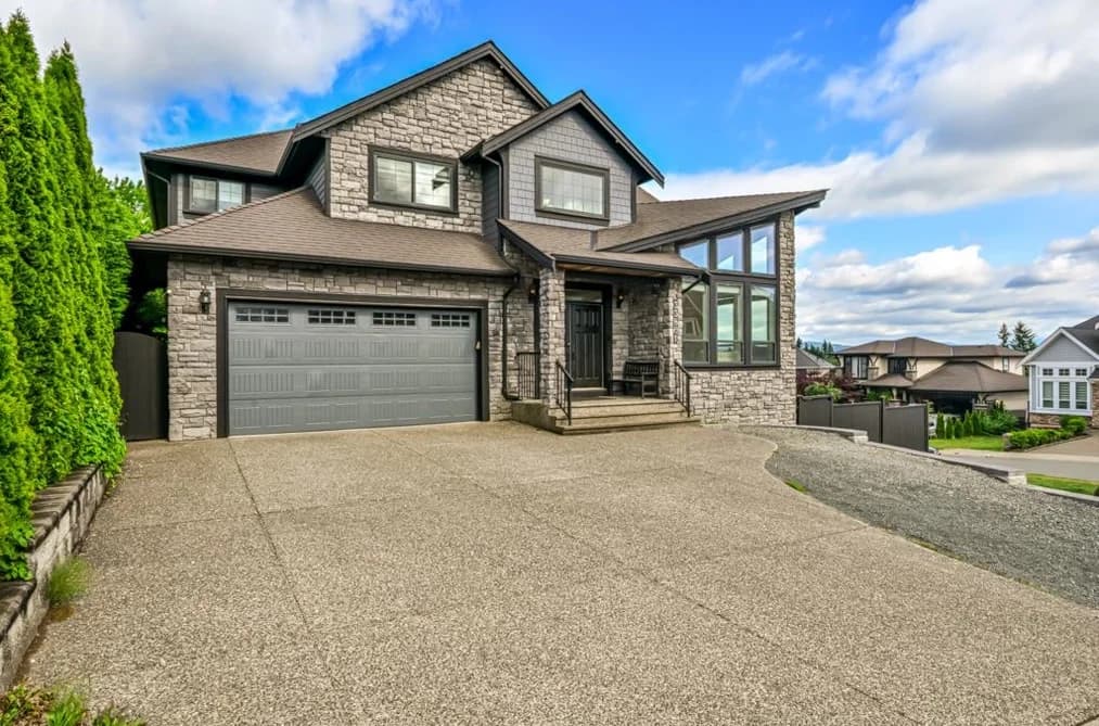 33861 MELBURN DRIVE, Mission, BC — Residential for Sale - Main Photo