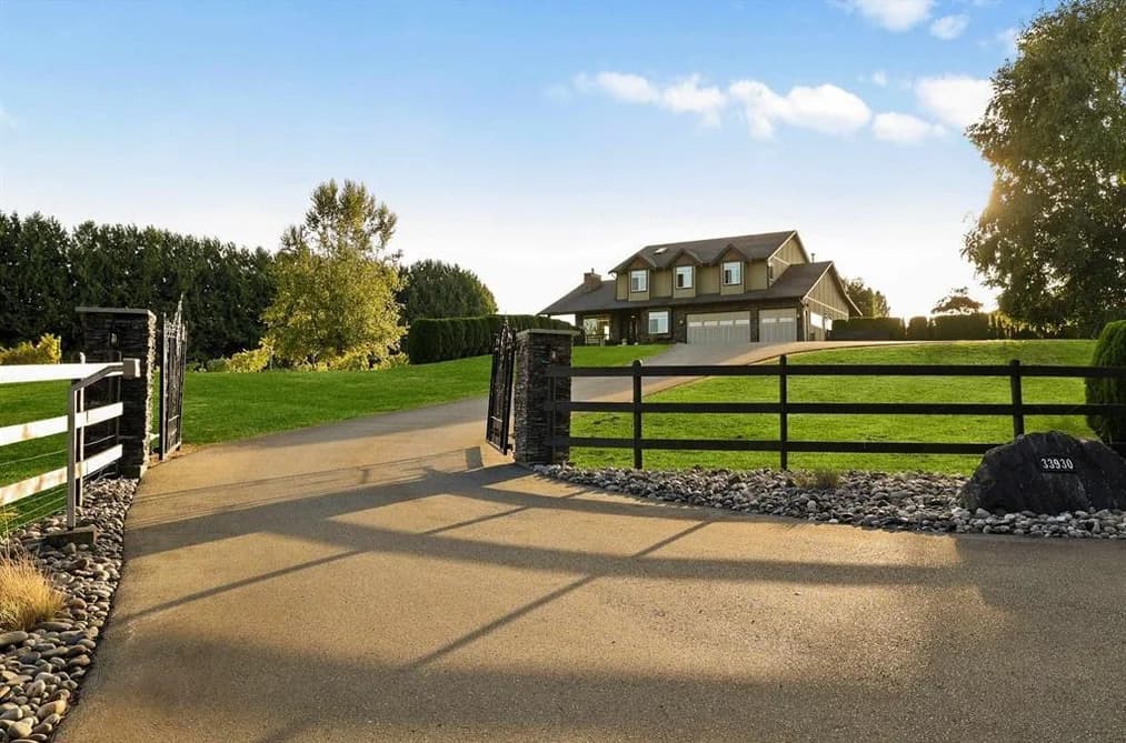33930 MCCONNELL ROAD, Abbotsford, BC — Residential for Sale - Main Photo