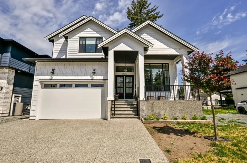 33979 WALNUT AVENUE, Abbotsford, BC — Residential for Sale - Main Photo