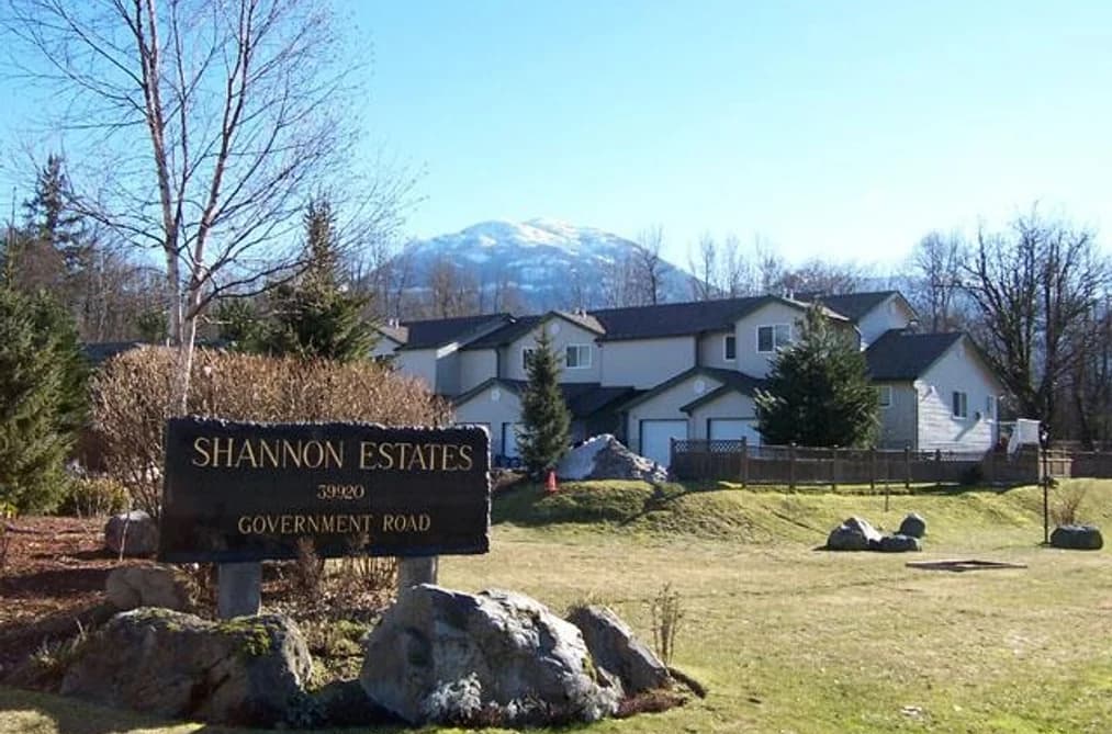 34 39920 GOVERNMENT ROAD, Squamish, BC — Residential for Sale - Main Photo