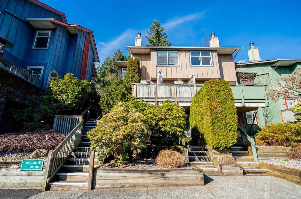 34 900 17TH STREET, North Vancouver, BC — Residential for Sale - Main Photo