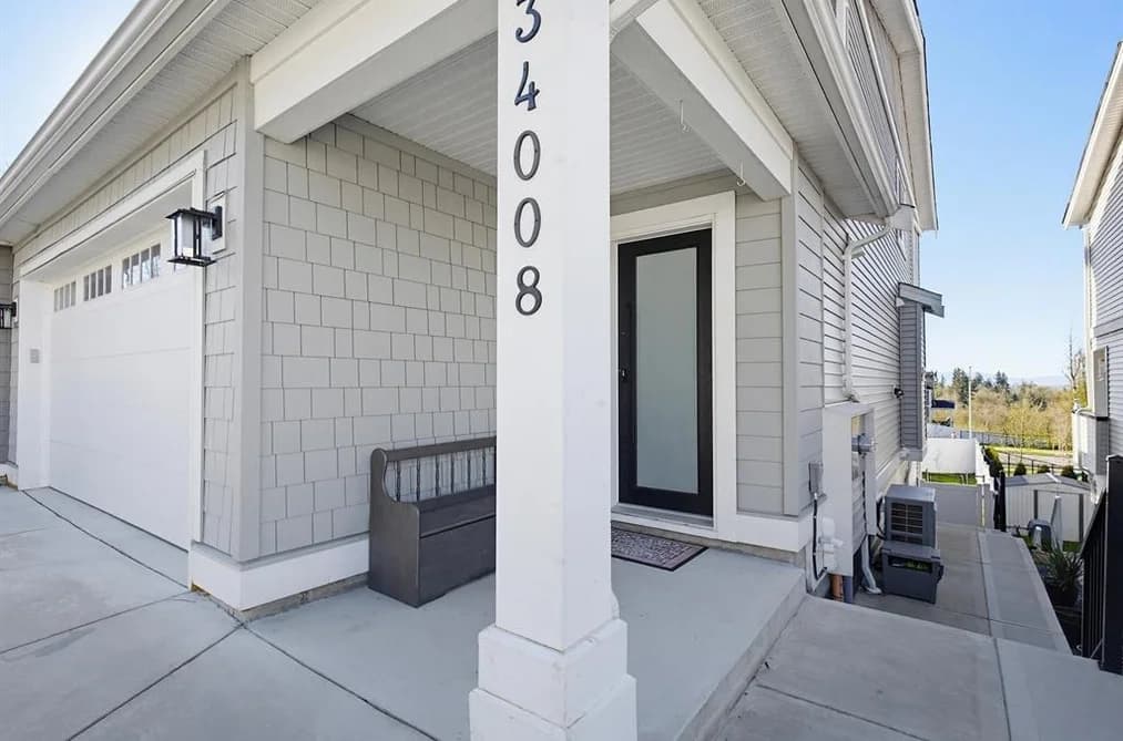 34008 BARKER COURT, Mission, BC — Residential for Sale - Photo 2