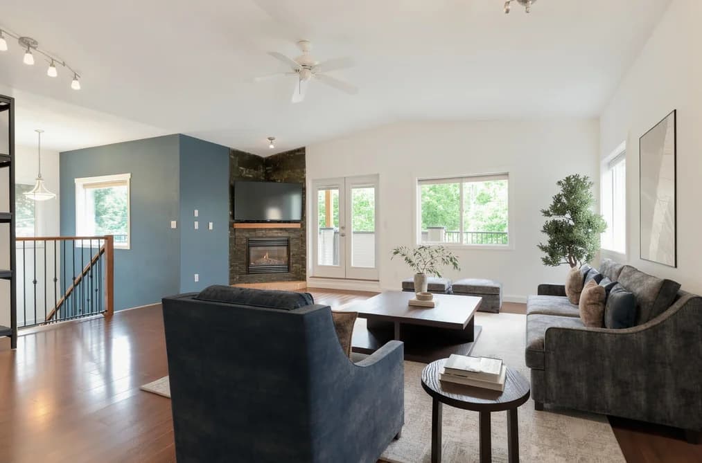 34028 WALNUT AVENUE, Abbotsford, BC — Residential for Sale - Photo 2