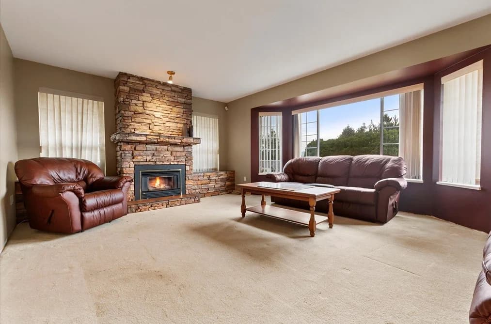 34175 OLD YALE ROAD, Abbotsford, BC — Residential for Sale - Photo 2