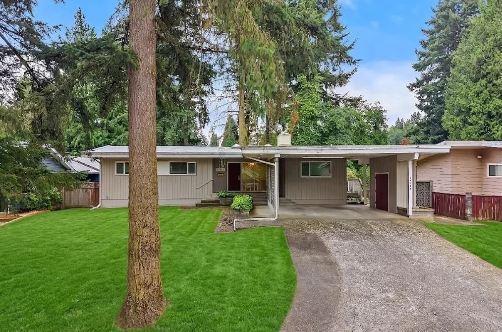 34206 WOODBINE CRESCENT, Abbotsford, BC — Residential for Sale - Main Photo