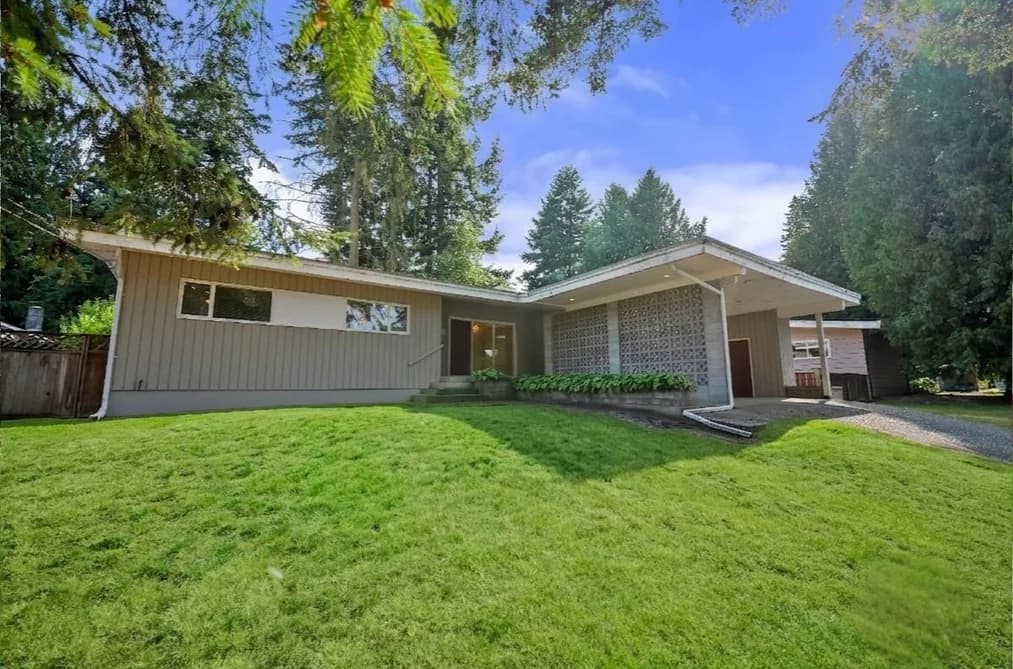 34206 WOODBINE CRESCENT, Abbotsford, BC — Residential for Sale - Photo 2