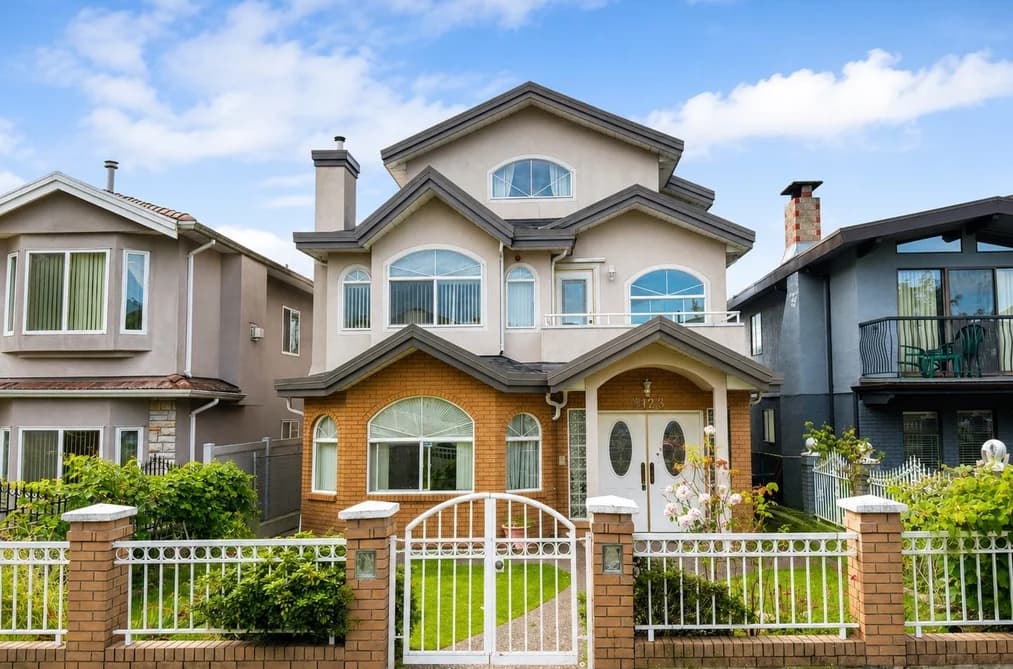 3423 E 24TH AVENUE, Vancouver, BC — Residential for Sale - Main Photo