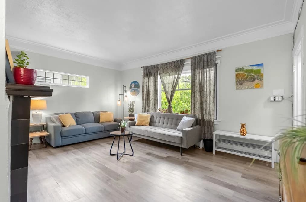 3425 W 8TH AVENUE, Vancouver, BC — Residential for Sale - Photo 2