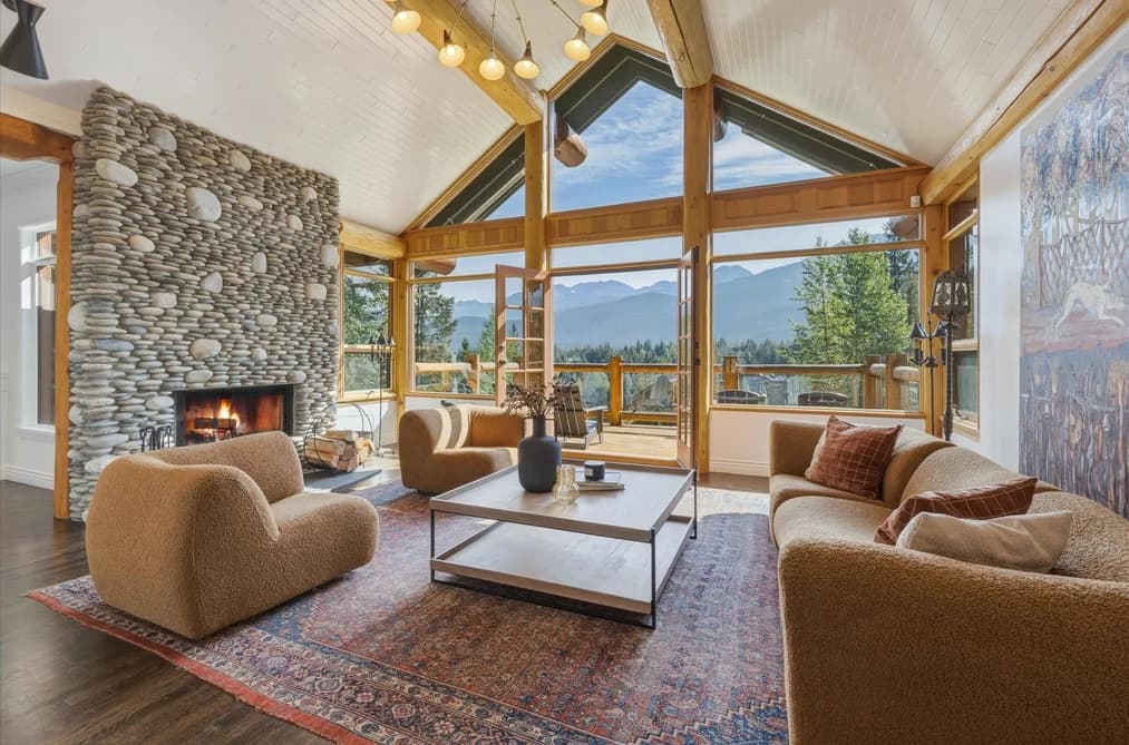 3426 BLUEBERRY DRIVE, Whistler, BC — Residential for Sale - Photo 2