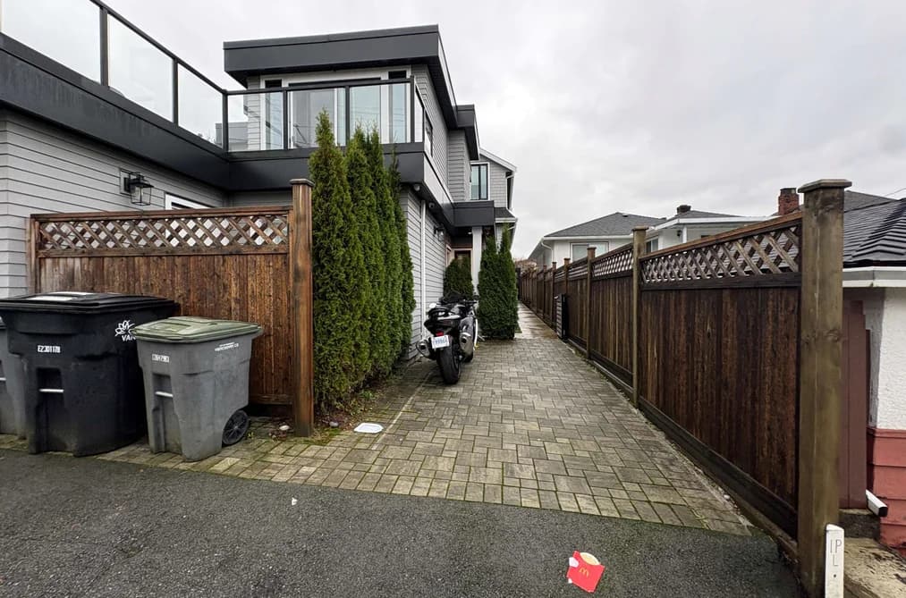 3429 DUNDAS STREET, Vancouver, BC — Residential for Sale - Main Photo