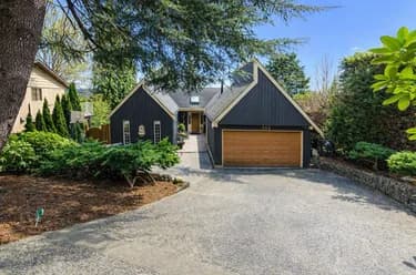 House for sale at 343 Dartmoor Drive Coquitlam British Columbia - MLS: R3138881