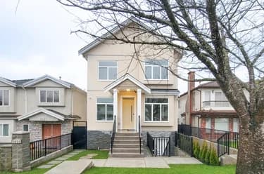 Half Duplex for sale at 3431 E 23rd Avenue Vancouver British Columbia - MLS: R3083470